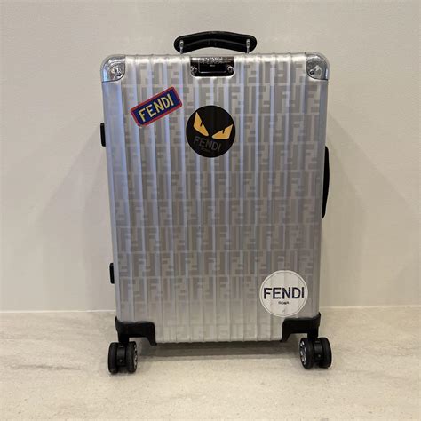 FENDI(フェンディ) スーツケース・キャリーケース